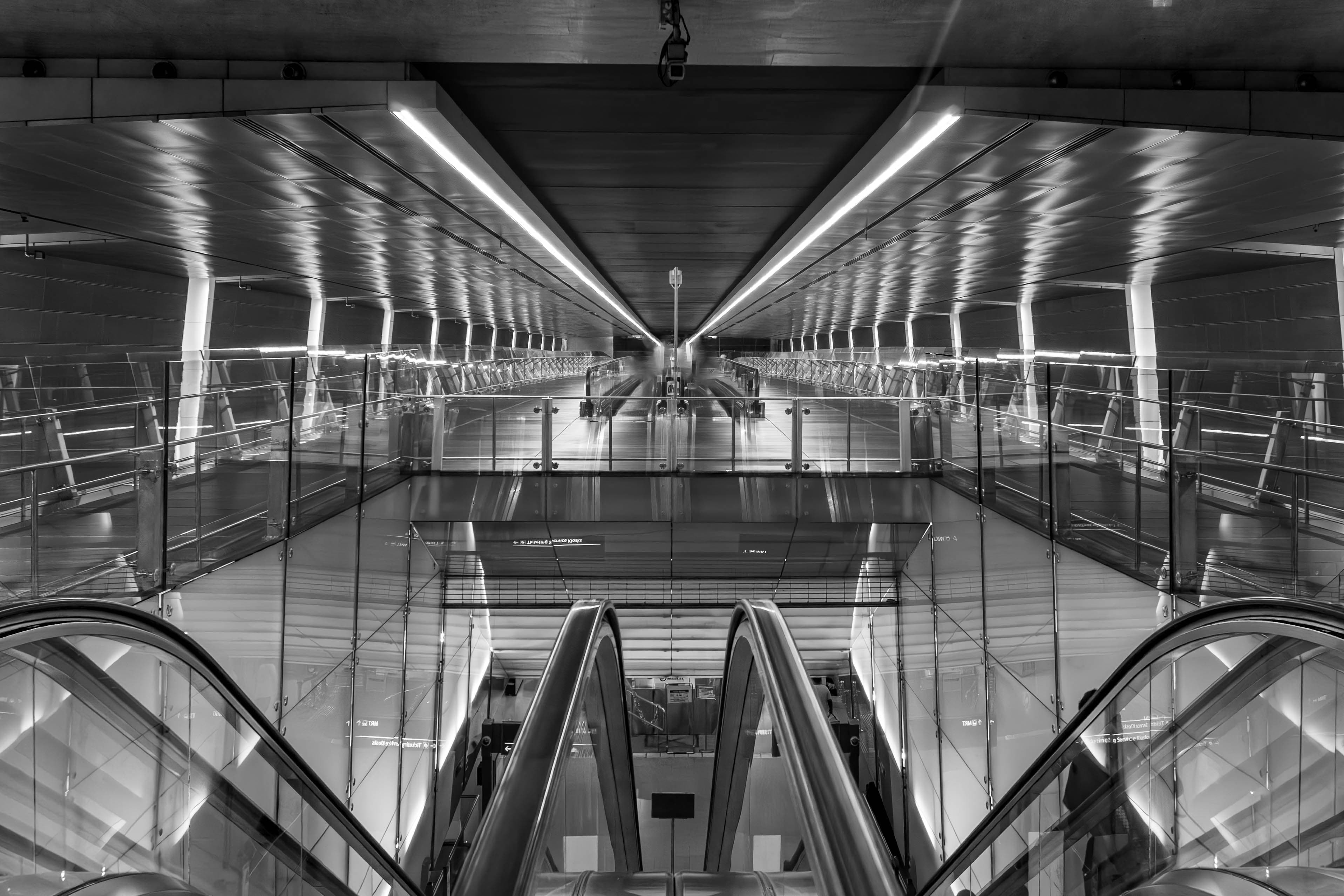 20241217-escalators-bnw.jpg